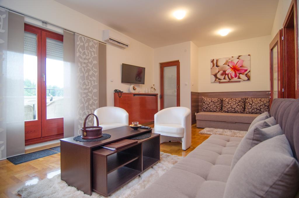 Apartments Biser Vrnjačka Banja Oda fotoğraf