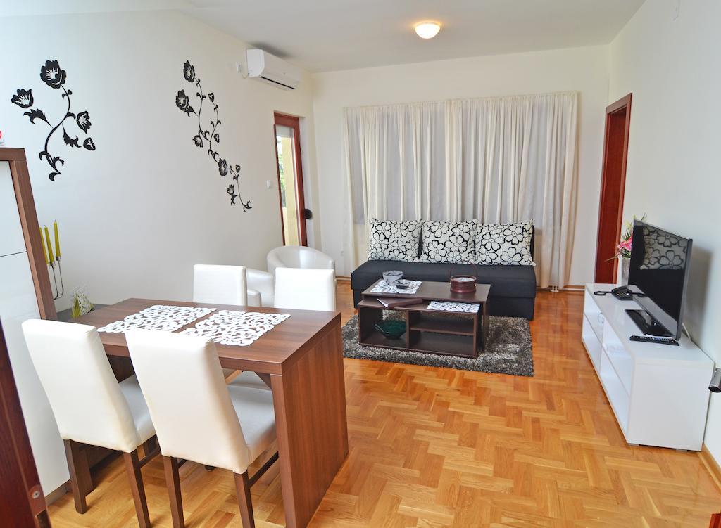 Apartments Biser Vrnjačka Banja Oda fotoğraf